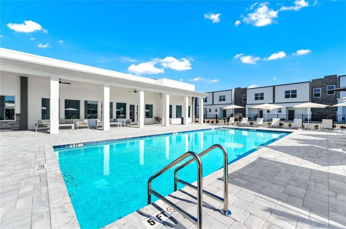 Image No.45-5 Bed Townhouse for sale