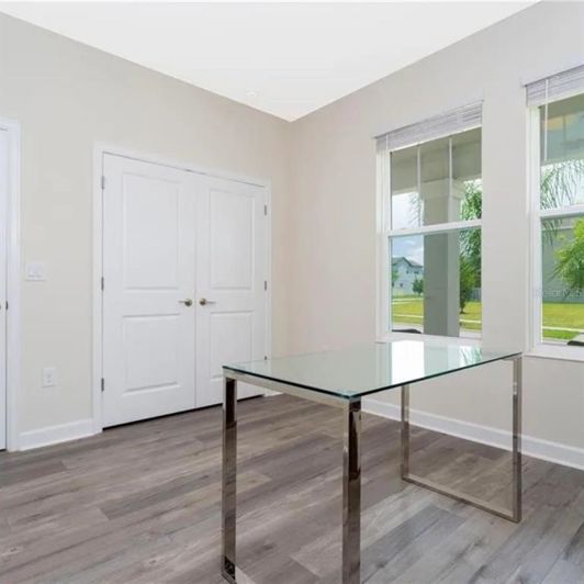 Image No.21-4 Bed House for sale