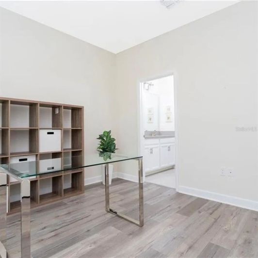 Image No.22-4 Bed House for sale