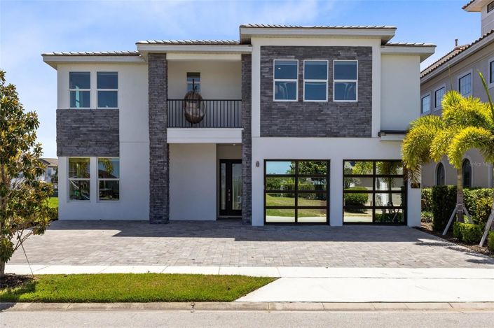 Image No.1-6 Bed House for sale