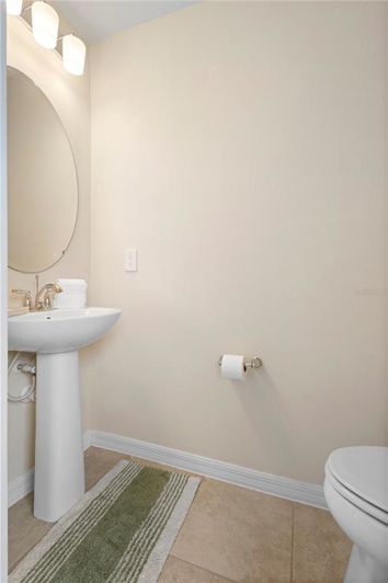 Image No.18-5 Bed Townhouse for sale