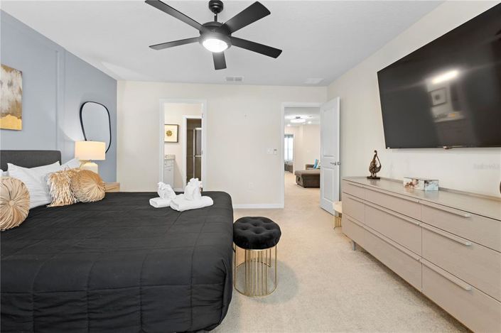 Image No.27-5 Bed Townhouse for sale