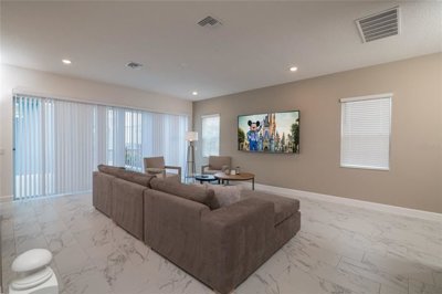 ftb838943310
