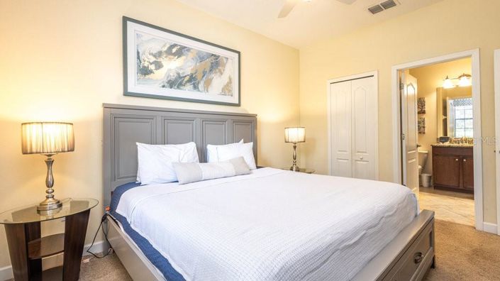 Image No.15-9 Bed Property for sale