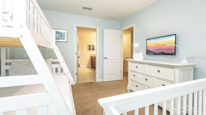 Image No.26-9 Bed House for sale