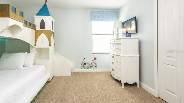 Image No.28-9 Bed House for sale