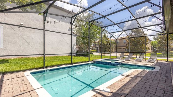 Image No.51-9 Bed Property for sale