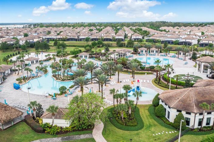 Image No.20-8 Bed House for sale