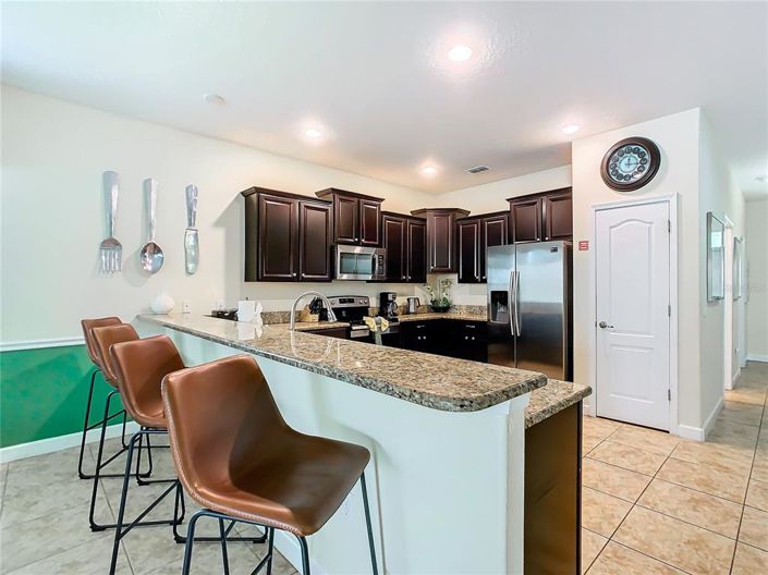 Image No.38-8 Bed Property for sale