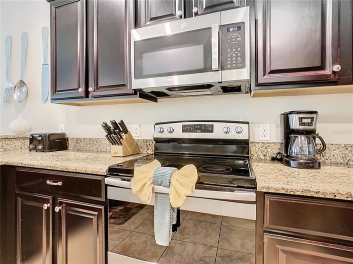 Image No.40-8 Bed Property for sale