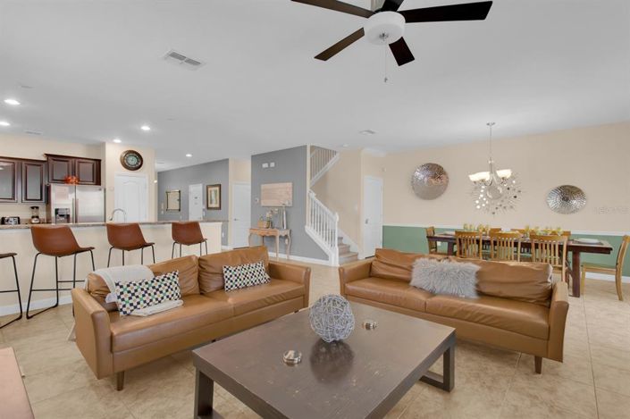 Image No.43-8 Bed Property for sale