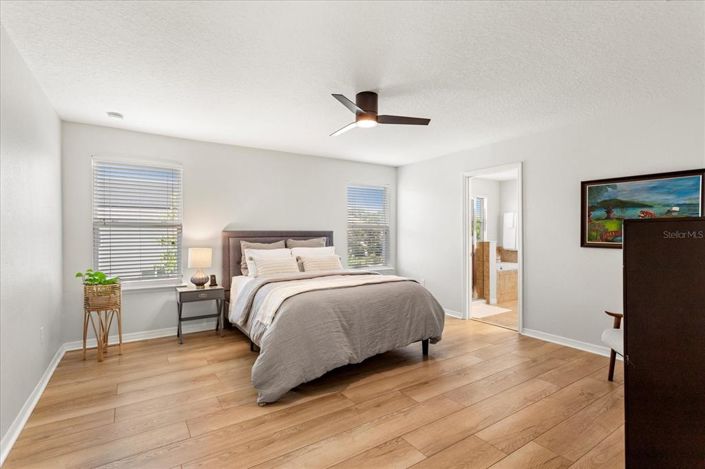 Image No.11-4 Bed House for sale