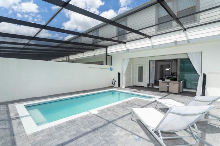 Image No.27-5 Bed Townhouse for sale