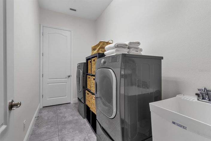 Image No.41-3 Bed House for sale