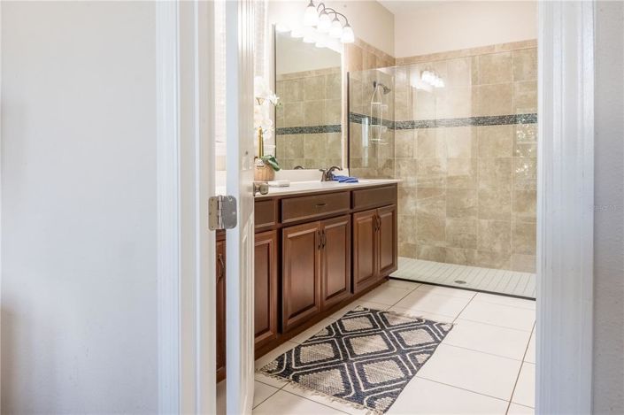 Image No.28-Propriété de 6 chambres à vendre à Kissimmee