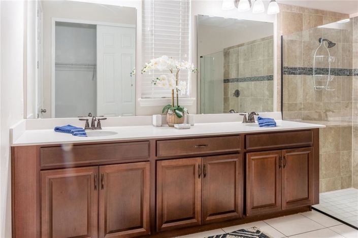 Image No.29-6 Bed House for sale