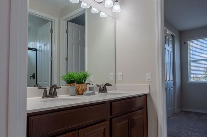 Image No.47-6 Bed House for sale