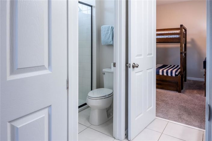 Image No.48-6 Bed House for sale