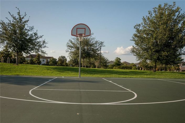 Image No.57-6 Bed House for sale