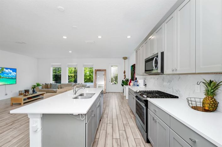 Image No.22-3 Bed Townhouse for sale