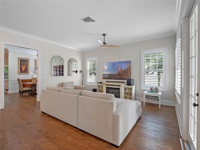 Image No.16-4 Bed House for sale