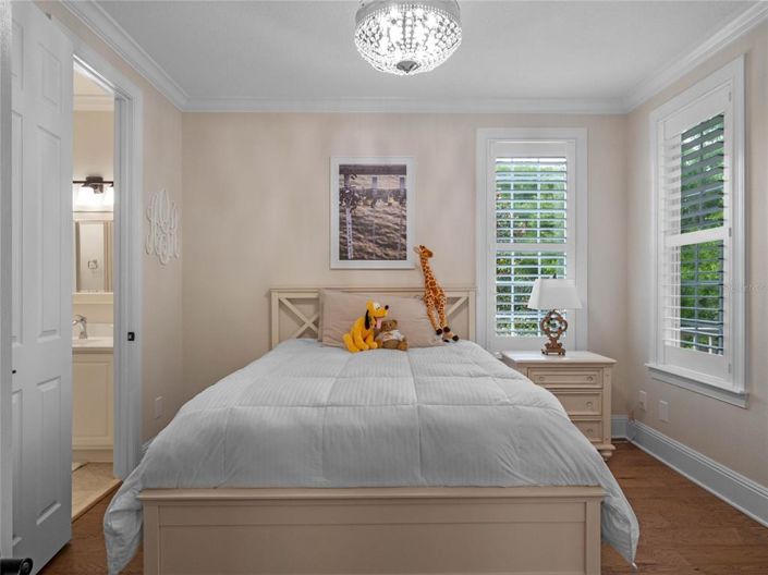 Image No.33-4 Bed House for sale