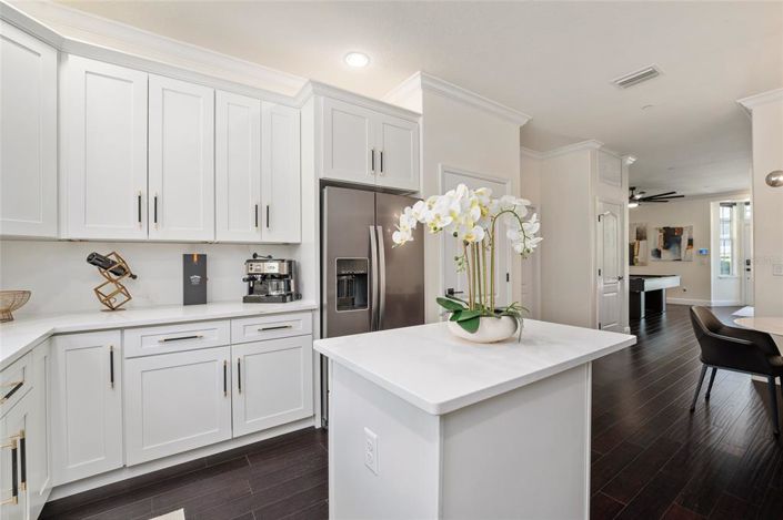 Image No.23-3 Bed Townhouse for sale