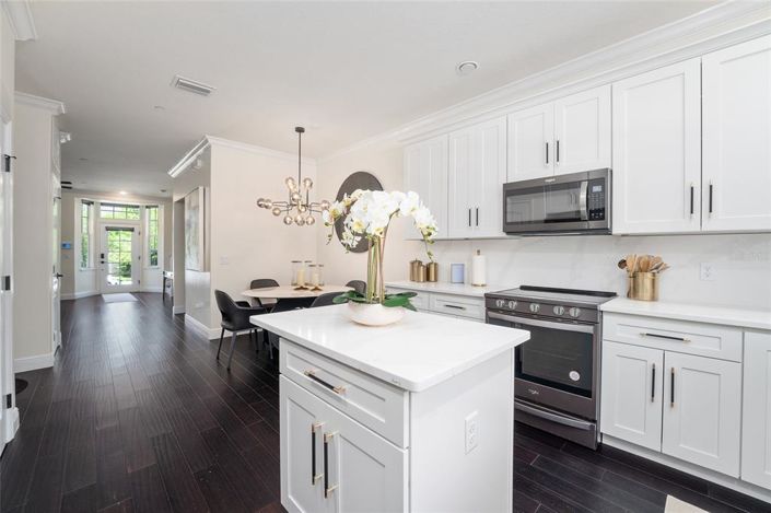 Image No.24-3 Bed Townhouse for sale