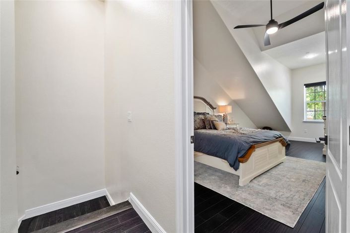 Image No.31-3 Bed Townhouse for sale