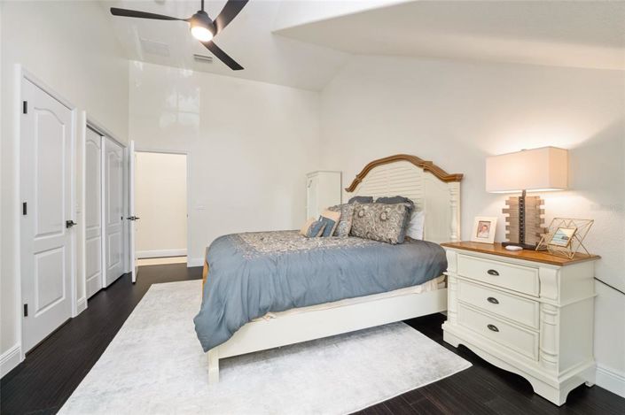 Image No.34-3 Bed Townhouse for sale