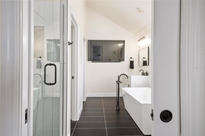 Image No.47-3 Bed Townhouse for sale