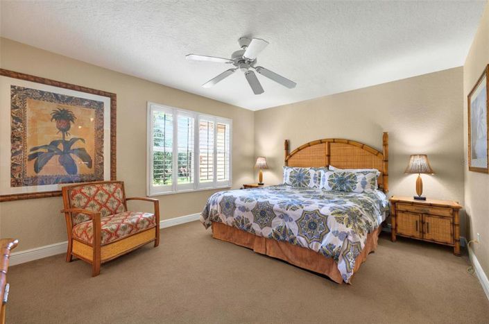 Image No.21-3 Bed Townhouse for sale