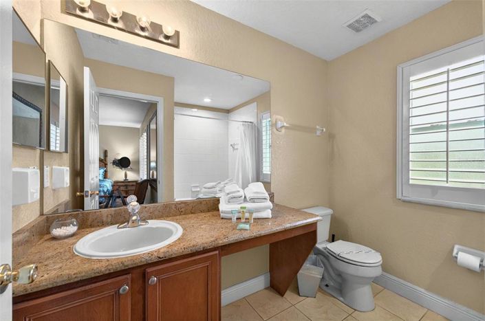 Image No.25-3 Bed Townhouse for sale