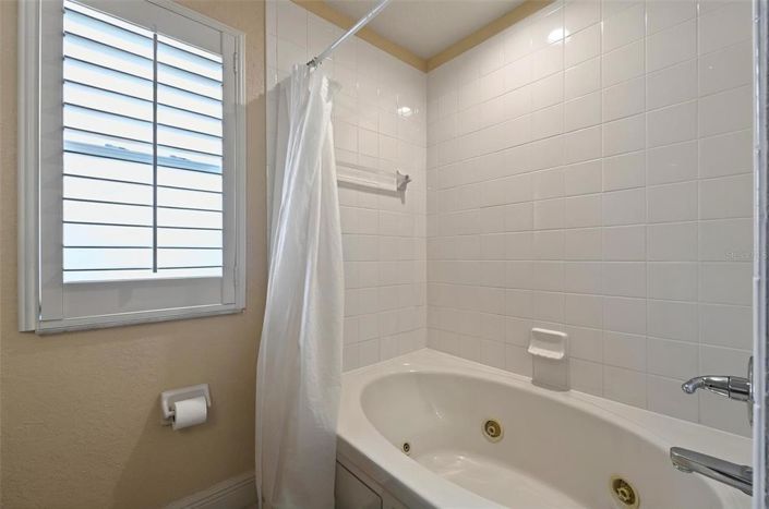 Image No.26-3 Bed Townhouse for sale