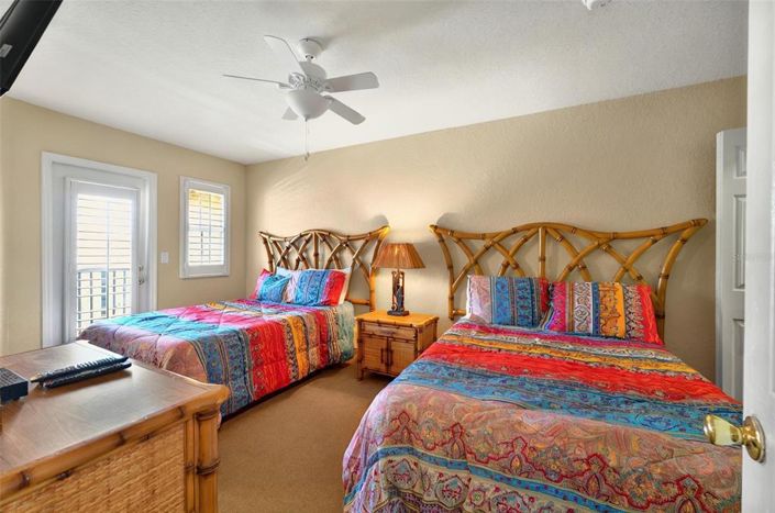 Image No.29-3 Bed Townhouse for sale