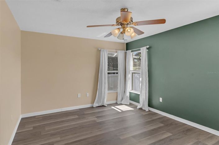 Image No.31-3 Bed House for sale