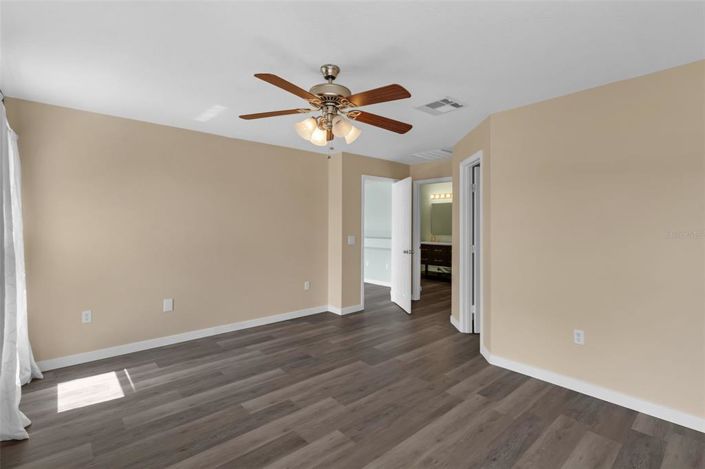 Image No.33-3 Bed House for sale