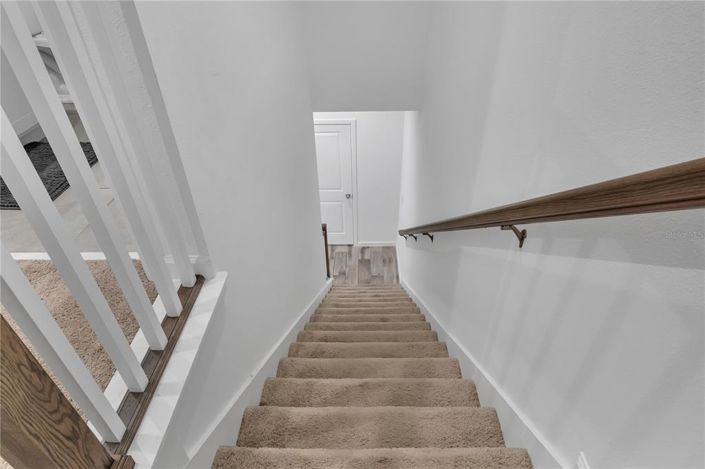 Image No.15-3 Bed Townhouse for sale