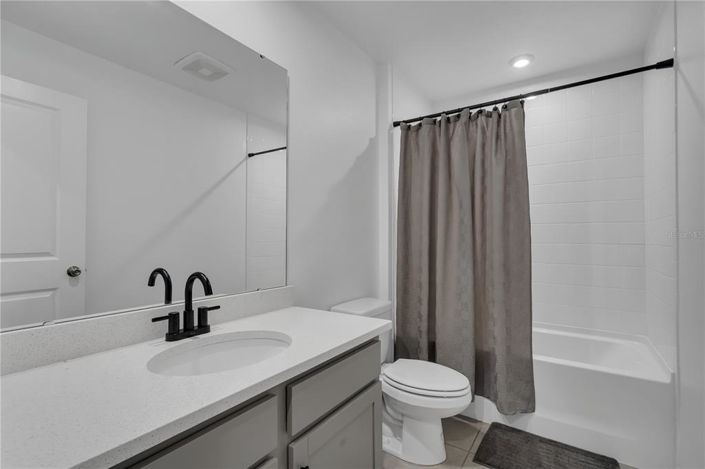 Image No.18-3 Bed Townhouse for sale