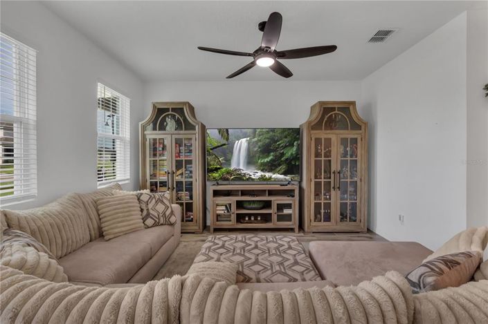 Image No.4-3 Bed Townhouse for sale