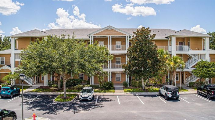 Image No.1-3 Bed Townhouse for sale