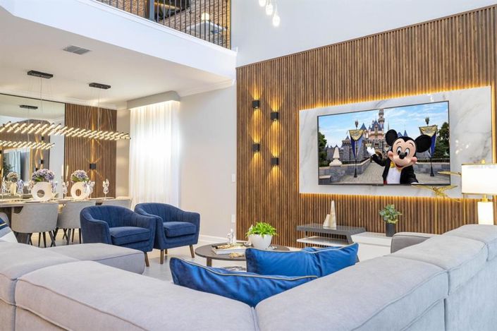 Image No.7-6 Bed Property for sale