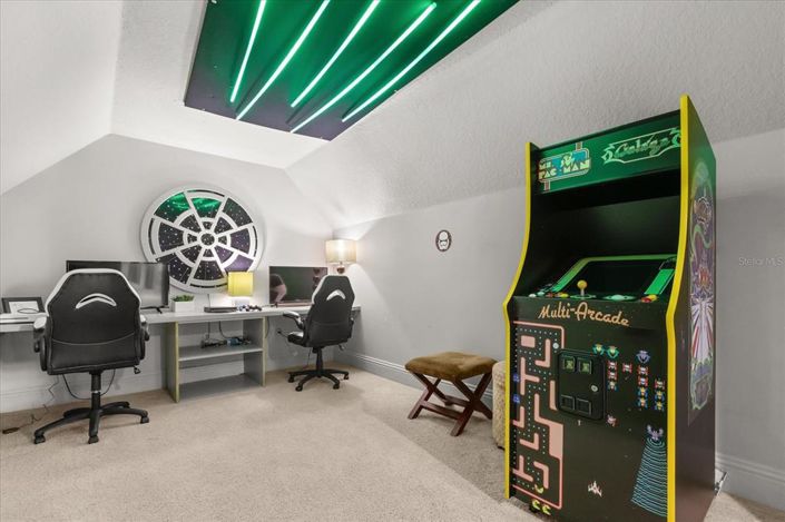 Image No.24-6 Bed House for sale