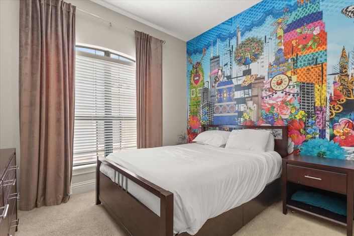 Image No.35-6 Bed House for sale