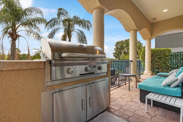 Image No.41-6 Bed House for sale