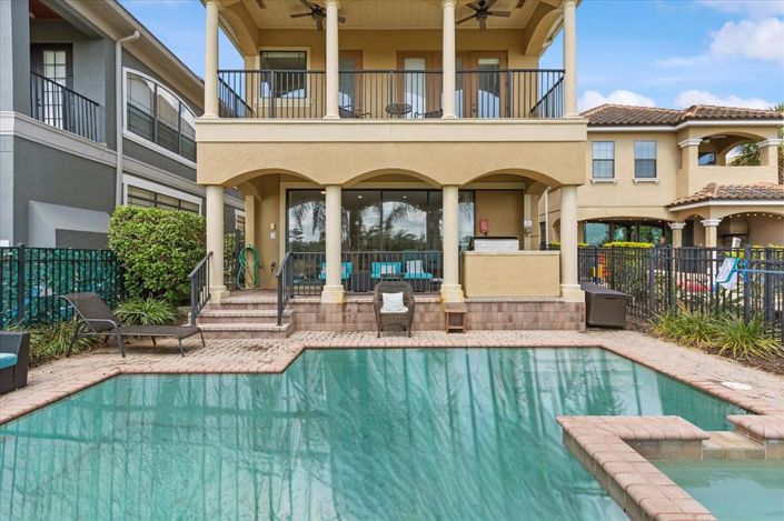 Image No.42-6 Bed House for sale