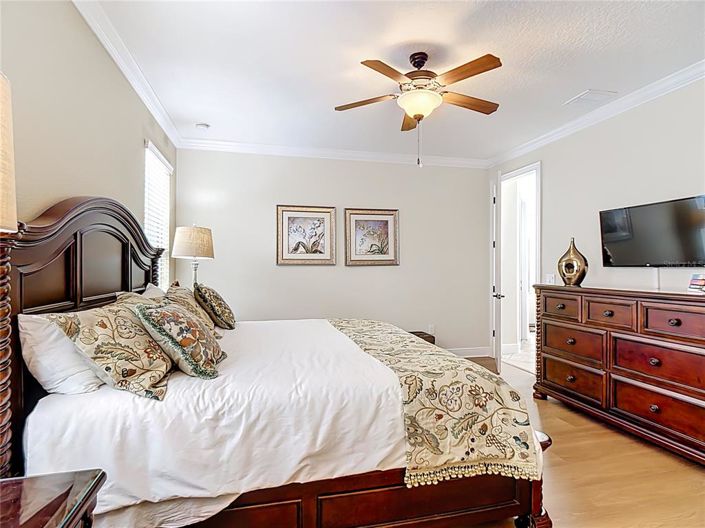 Image No.20-5 Bed House for sale