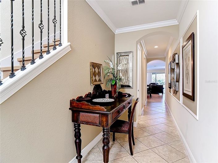 Image No.24-5 Bed House for sale