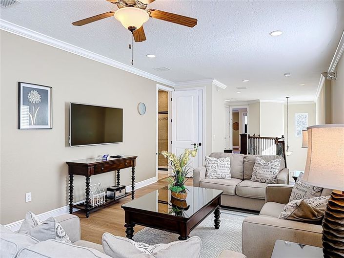 Image No.30-5 Bed House for sale