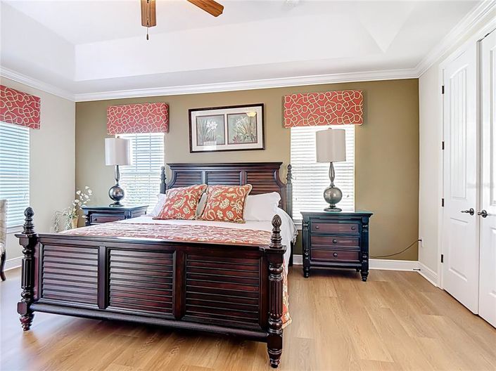 Image No.36-5 Bed House for sale